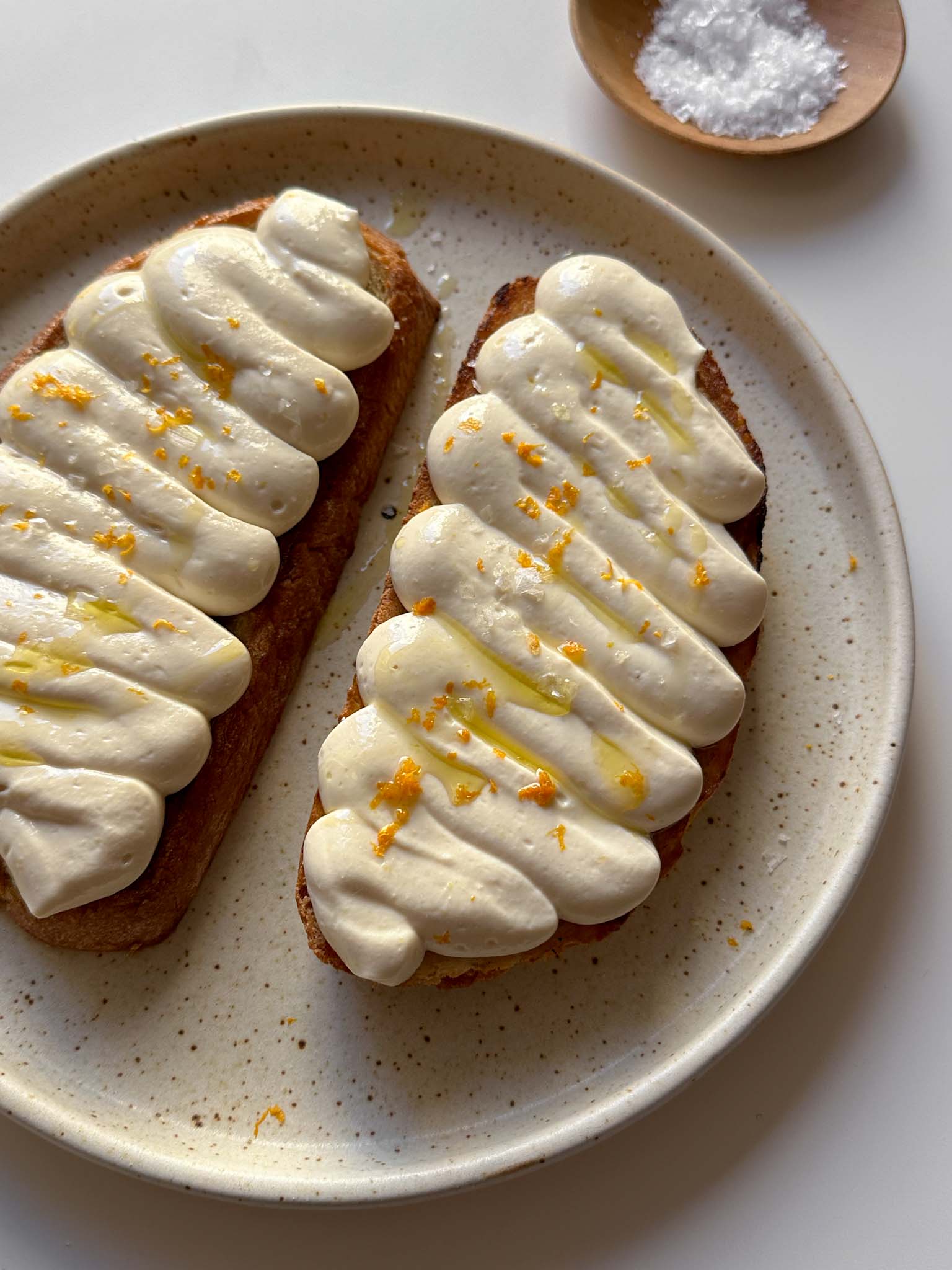 Tartine au tofu fouetté à l&rsquo;érable