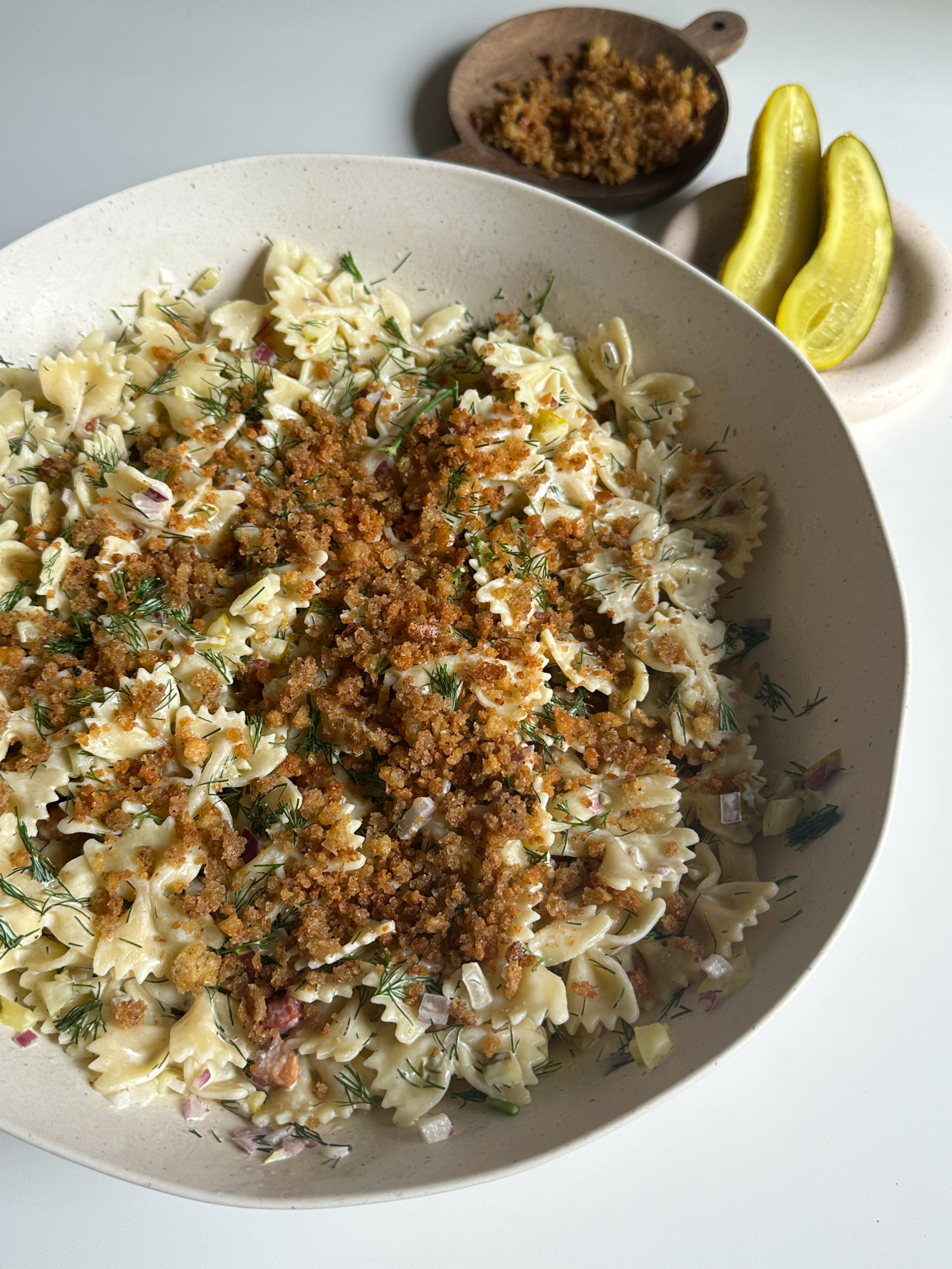 Creamy Dill Pickle Pasta Salad
