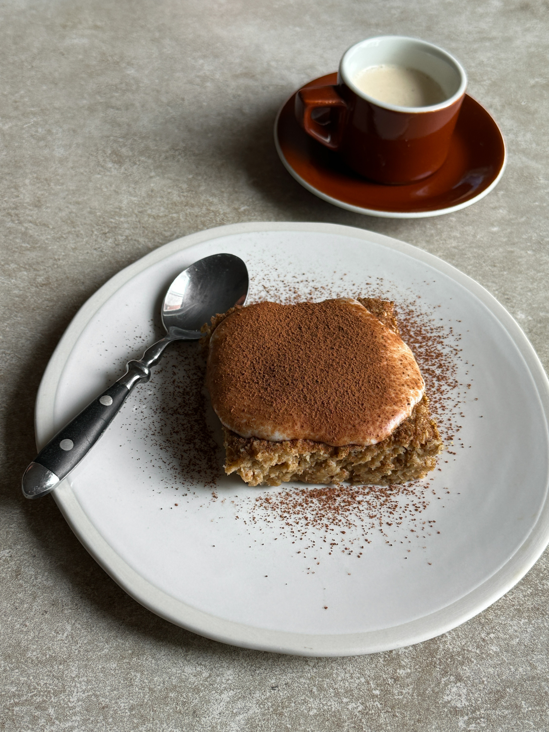 Tiramisu-Style Baked Oats