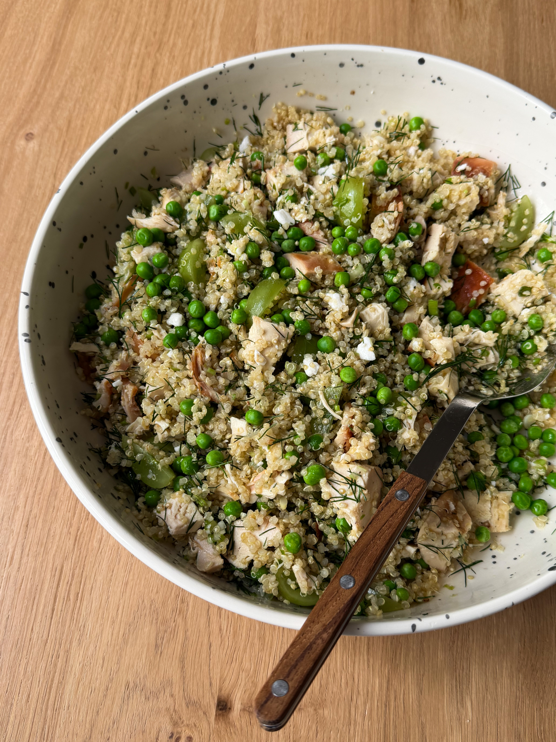 Salade de quinoa au poulet et à l’aneth