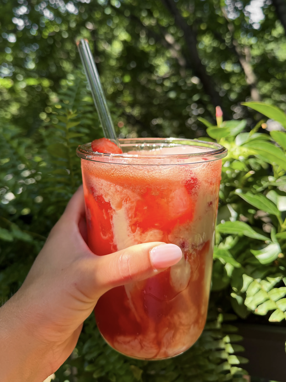 Creamy Strawberry Lemonade